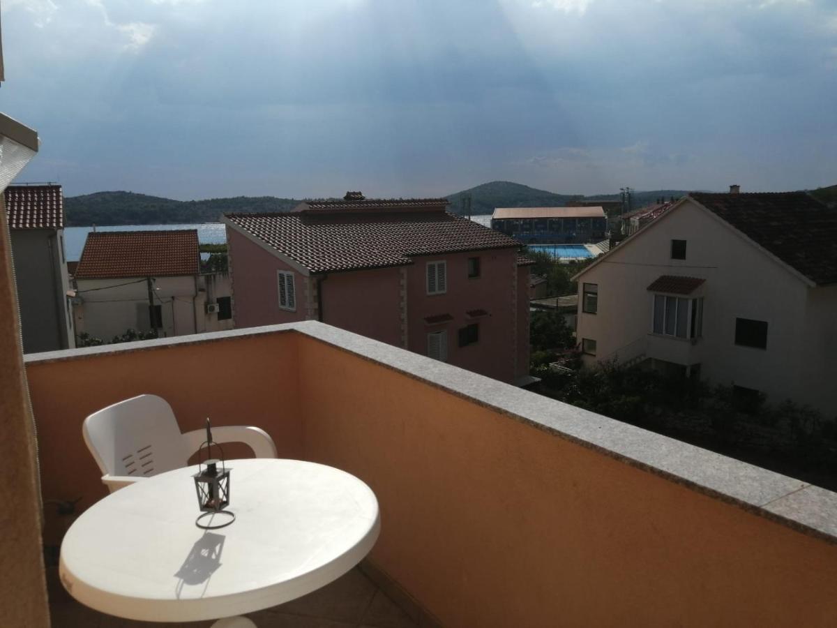 Apartments&Rooms Krecak Sibenik Bagian luar foto